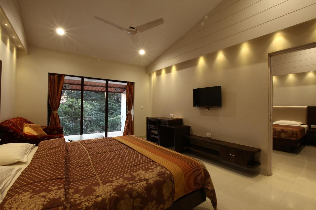 Usha Ascot Matheran Exterior foto